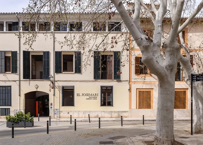 El Josemari Youth Hostel - Albergue Juvenil